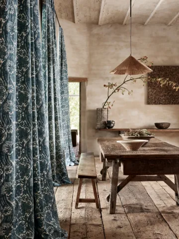 Mark Alexander - Java dining room with blue printed curtains