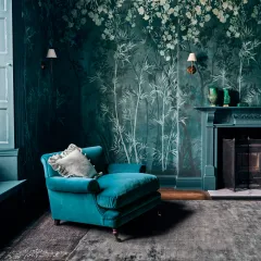 Pluma sqr blue wallpaper velvet armchair carpet